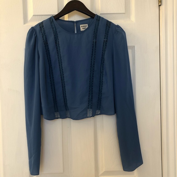 New! Sunday Best - Aritzia cropped blouse, blue extra small - Picture 5 of 11